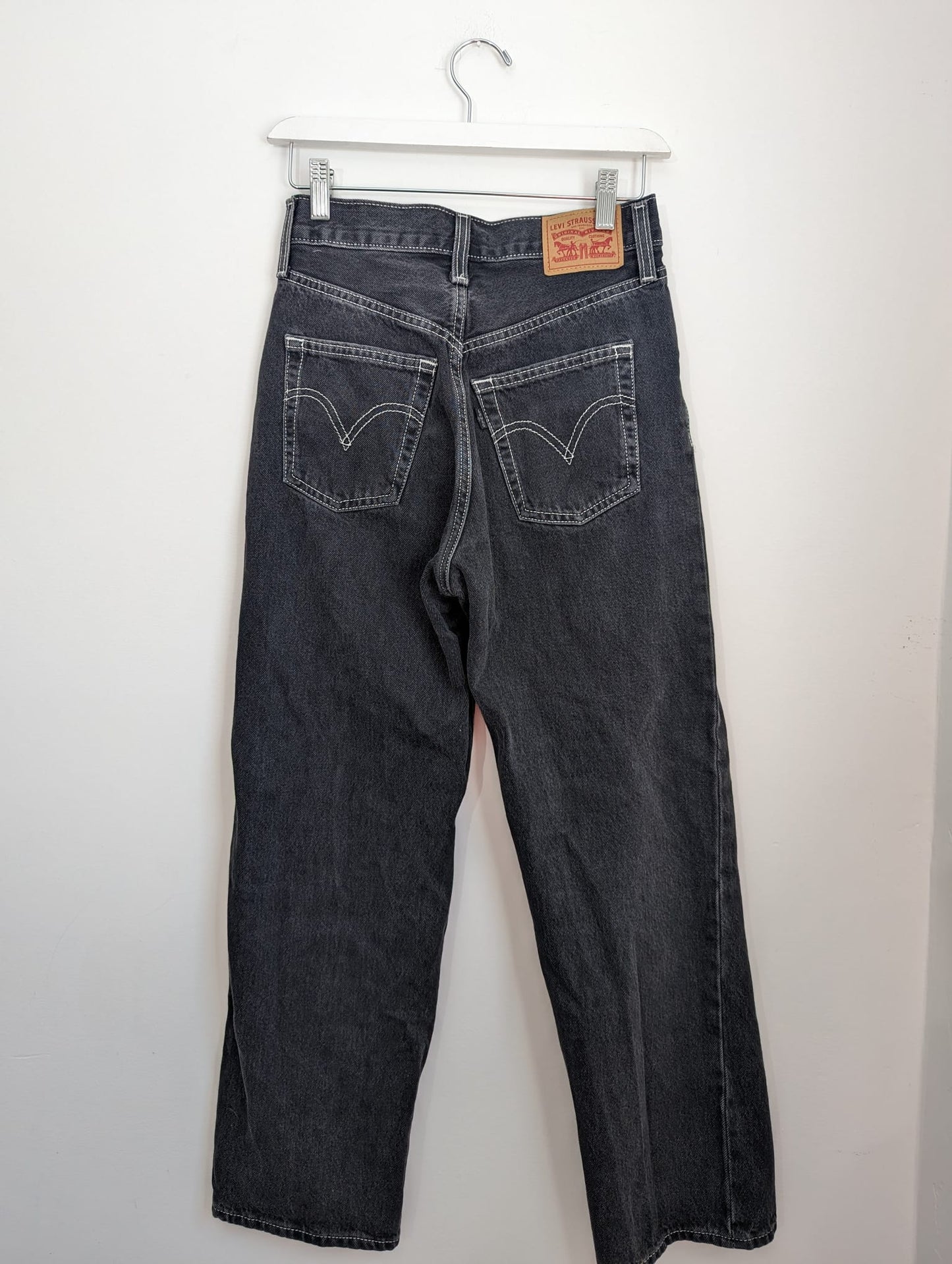 Levi's Black Ribcage Straight Ankle Vintage Jeans - Size 25