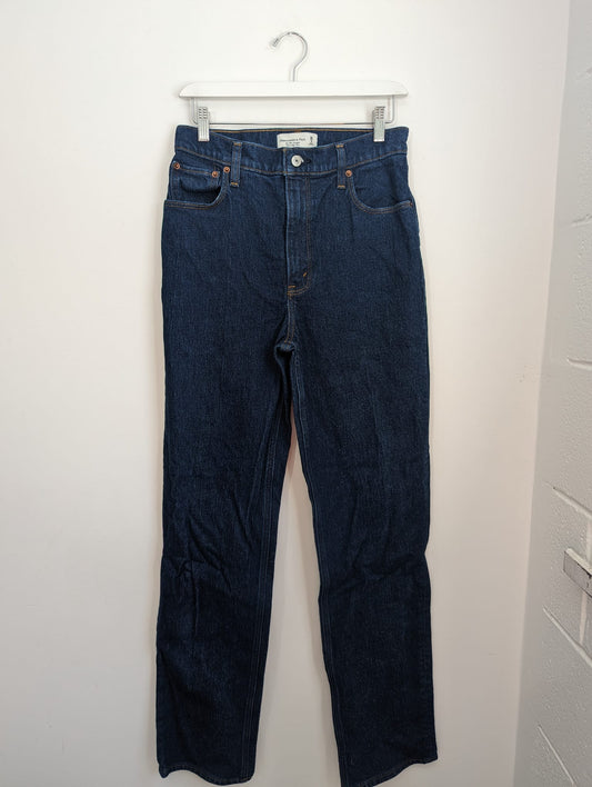 Abercrombie & Fitch Dark Wash Jeans - Size 28